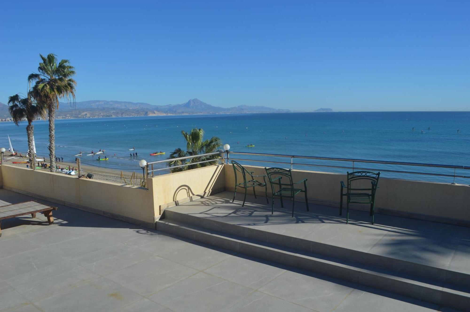 Excepcional Apartamento Loft A Pie De Playa En Chalet Roquetes อาลิกันเต ภายนอก รูปภาพ