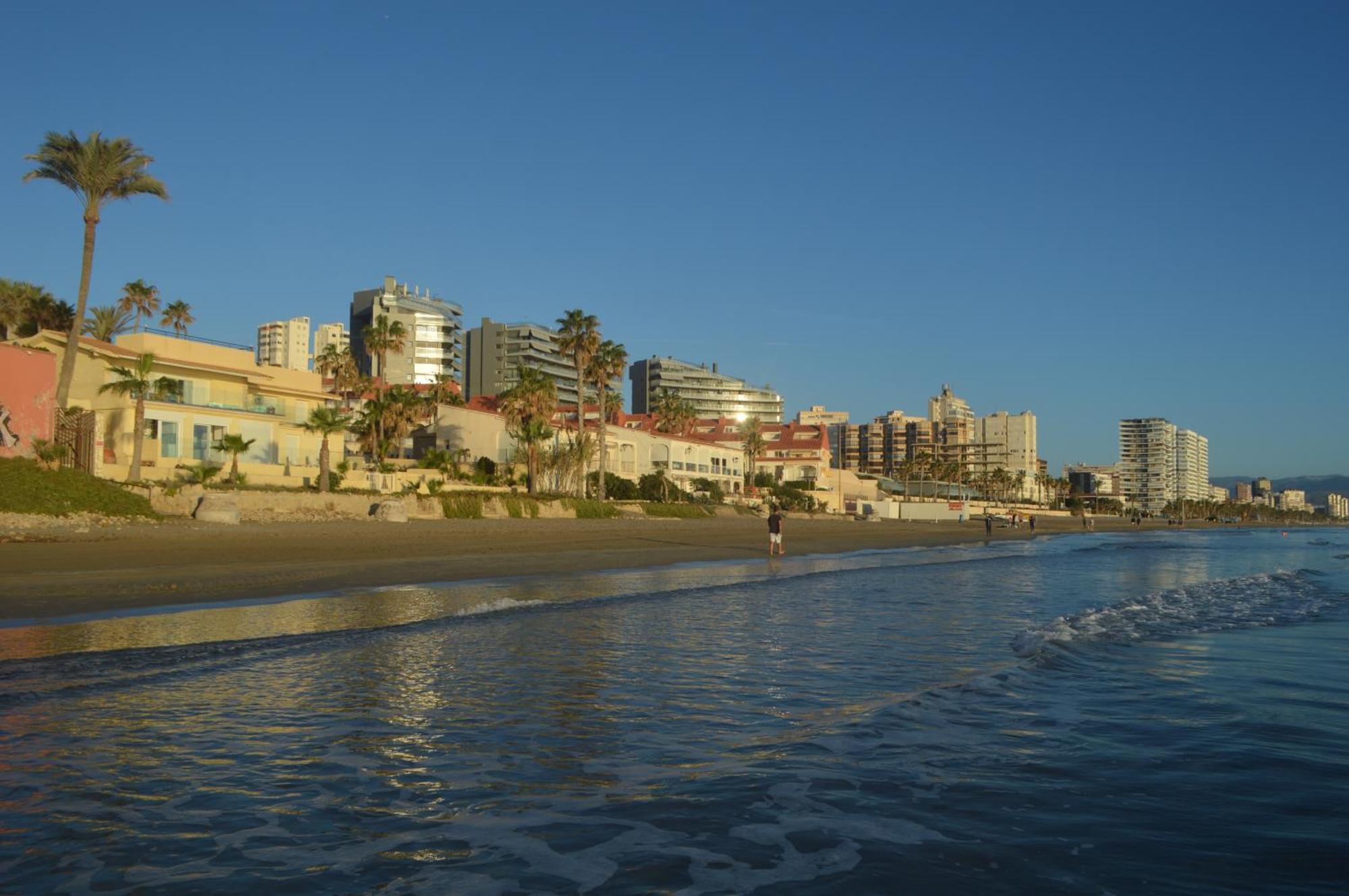 Excepcional Apartamento Loft A Pie De Playa En Chalet Roquetes อาลิกันเต ภายนอก รูปภาพ