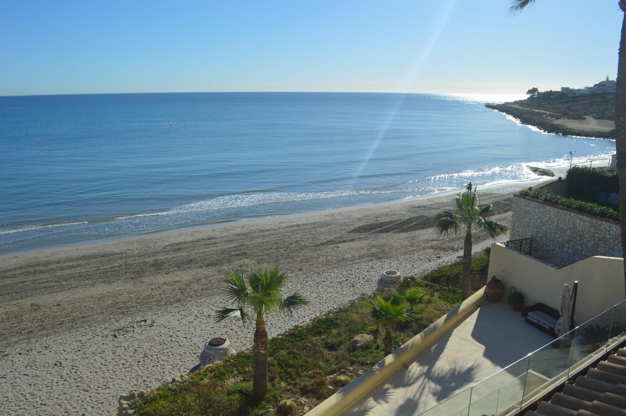 Excepcional Apartamento Loft A Pie De Playa En Chalet Roquetes อาลิกันเต ภายนอก รูปภาพ