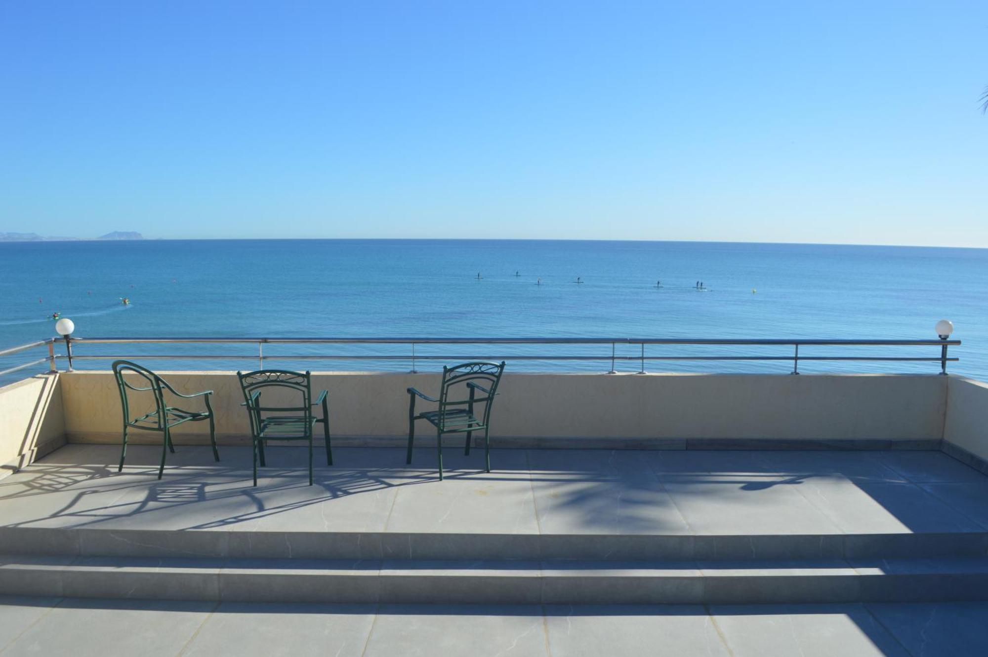 Excepcional Apartamento Loft A Pie De Playa En Chalet Roquetes อาลิกันเต ภายนอก รูปภาพ