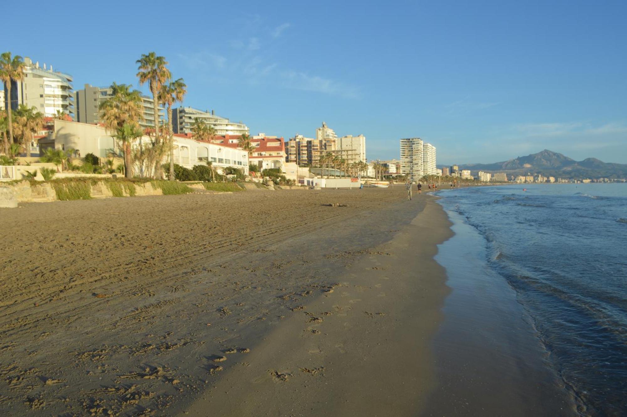 Excepcional Apartamento Loft A Pie De Playa En Chalet Roquetes อาลิกันเต ภายนอก รูปภาพ